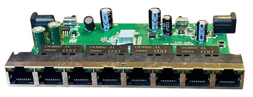 HUB 8 PORT POE 10-100
